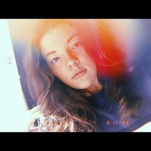 Meet your Posher, Kara